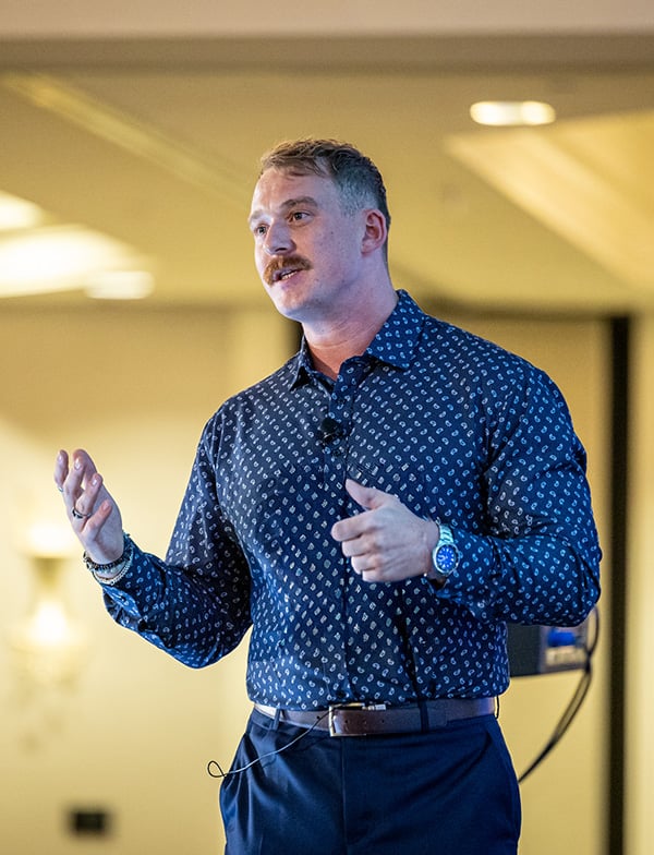 Headshot of Benji Carlson